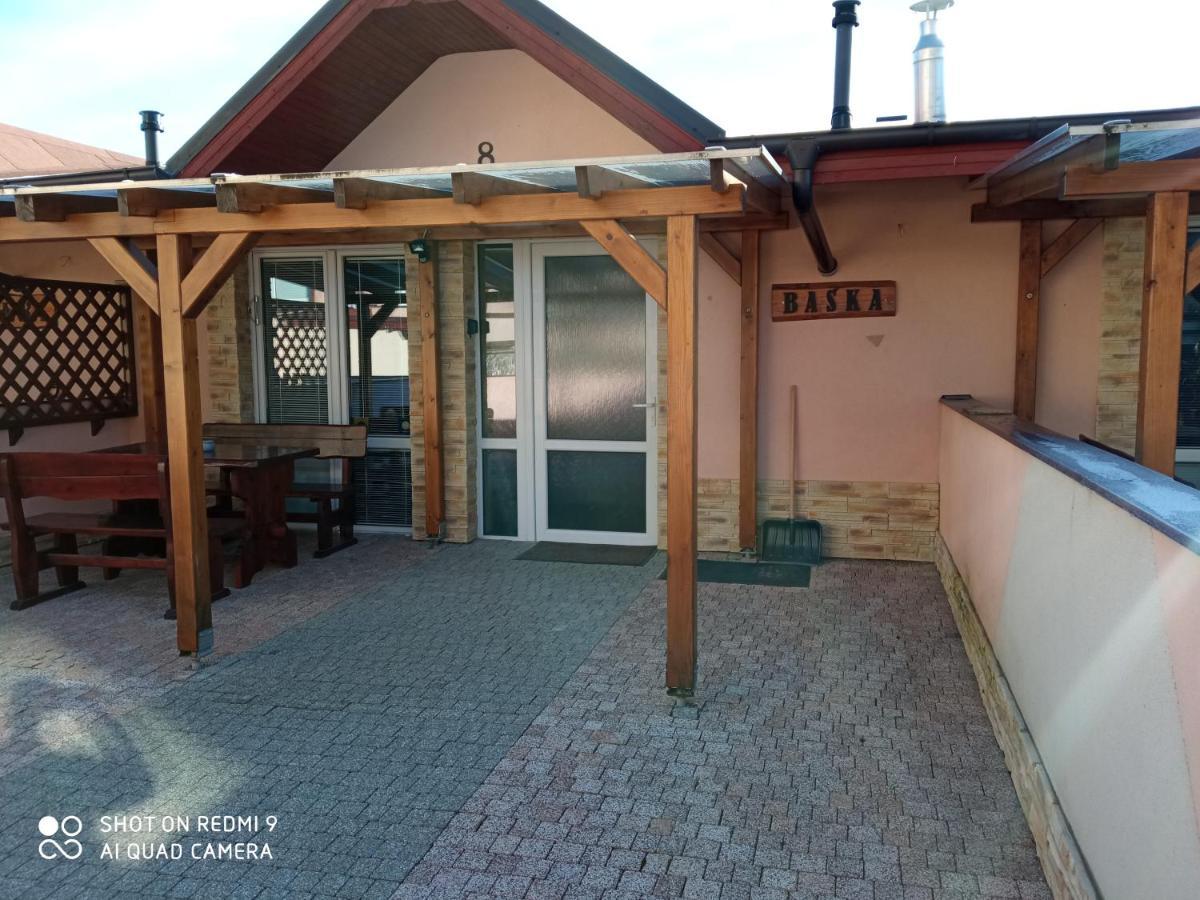 Apartman Baska Veľký Slavkov Extérieur photo